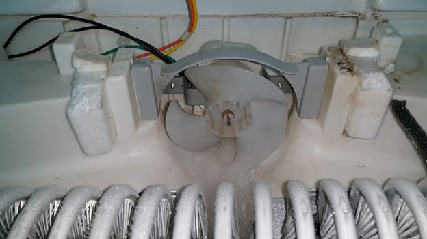 Faulty evaporator fan makes the refrigerator not cooling