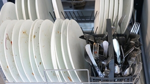 9 reasons why my dishwasher is not washing properly